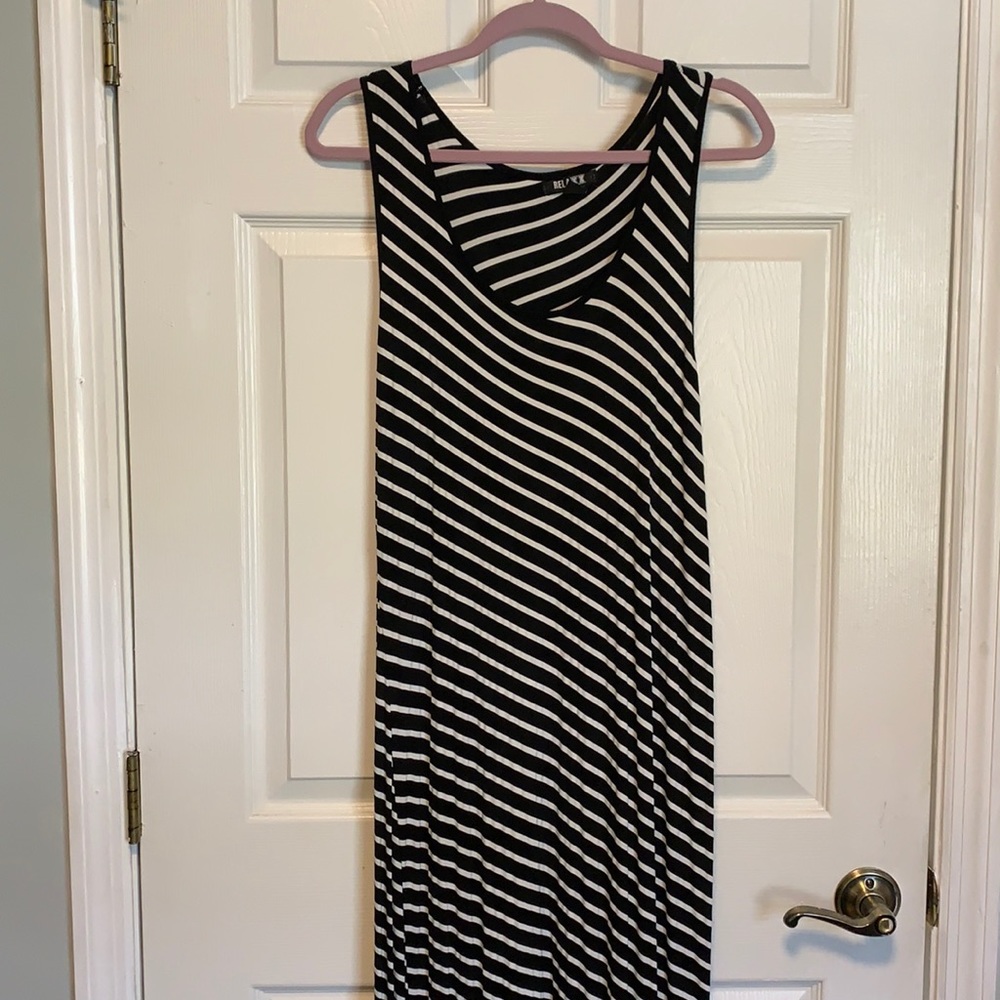 RELAXX Striped Maxi Dress